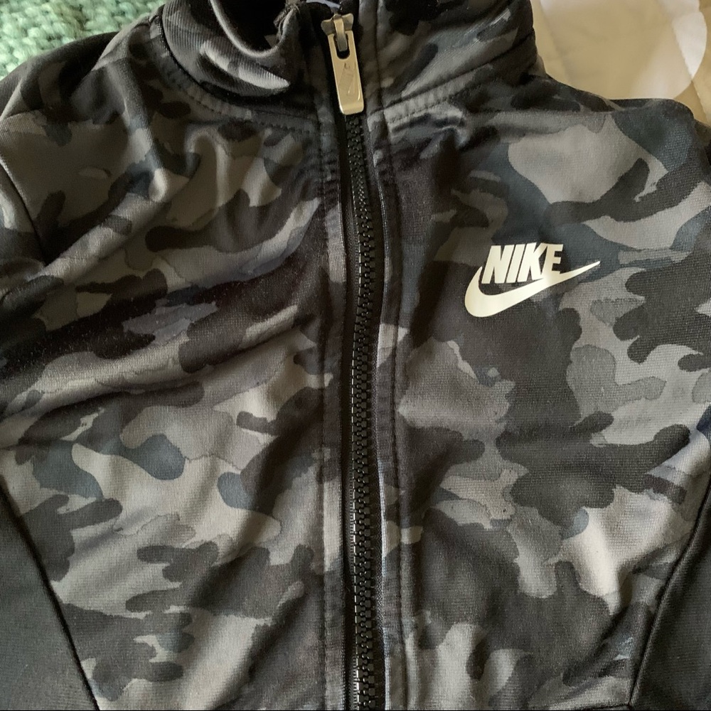 Boys Nike Athletic Set